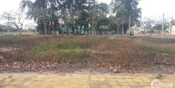 nền đất đẹp, Đường số 2 KDC Lợi Bình Nhơn (hướng Đông).Sổ đầy đủ chính chủ bán