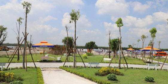 Cần bán lô đất ngay cỗng dự án 2000 nền .