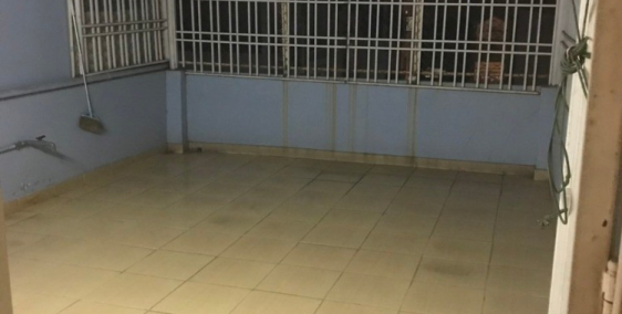 Cho thuê nhà hẻm xe hơi Nguyễn Oanh, P. 17, Q. Gò Vấp. DT 4x16.5, 1 trệt 3 lầu.