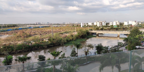 Có việc gia đình cần bán gấp căn Duplex view sông. Giá rẻ hơn giá của chủ đầu tư