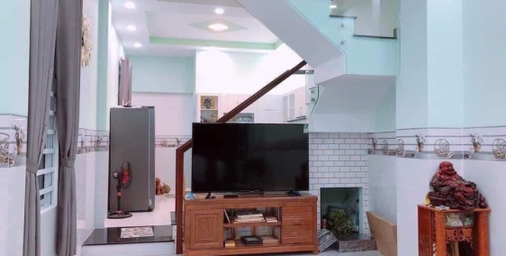 KẸT TIỀN VỀ QUÊ CẦN BÁN GẤP CĂN NHÀ 1 TRỆT 1 LỮNG ĐẦY ĐỦ TIỆN NGHI