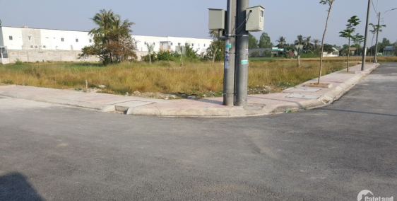 Bán gói nhà đất gân KCN Cầu Tràm, có sổ riêng từng nền