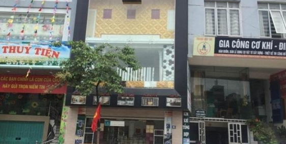 Bán nhà MT Trần Đình Xu. Quận 1. 4x20m, 2 lầu. giá cực kỳ tốt