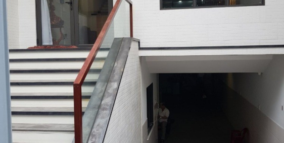 Bán nhà 2 MT Bạch Đằng, DT: 9x30m, 8 Tầng, Gía 78 tỷ