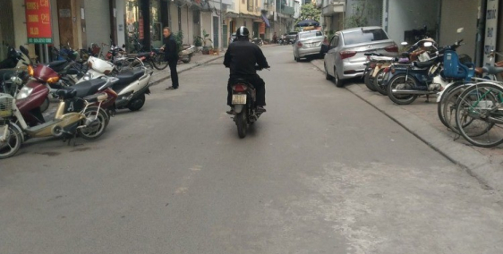 Bán gấp nhà mặt phố Thụy Khuê, Tây Hồ 30m2, giá 4.9 tỷ