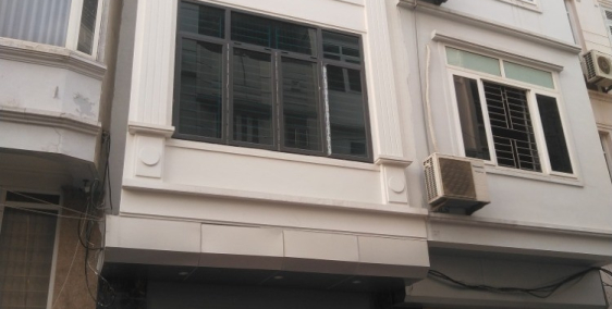 Bán nhà đẹp Khương Trung- ô tô tránh nhau - kinh doanh sầm uất –giá 5 tỷ.