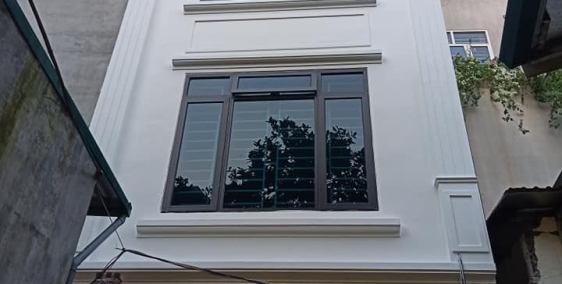 Bán nhà Triều Khúc 30m2, 5 tầng ngõ rộng, ô tô đỗ gần ngày đêm.