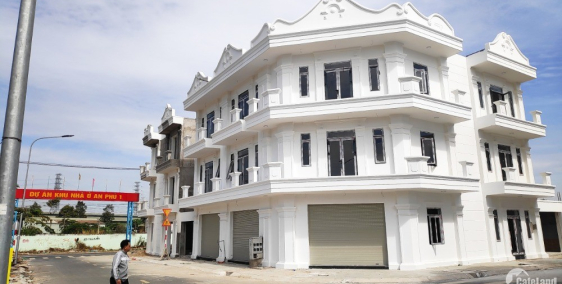 Nhà phố trung tâm Tp Thuận An, sổ hồng riêng