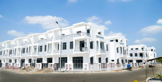 Bán nhà phố liền kề - biệt thự xây sẳn 1 trệt 2 lầu sổ hồng riêng giá rẻ ngần TP