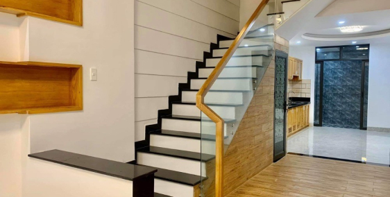 Bán nhà đẹp, xây kiên cố hẻm 65 Nguyễn Bỉnh Khiêm, thành phố Vũng Tàu