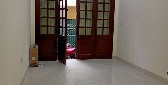 Chính chủ bán nhà mới đẹp, hẻm lớn, ô tô đỗ gần nhà