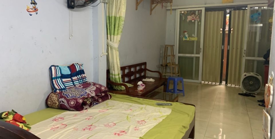 Bán Gấp Nhà C4 Kiến Hưng-Hà Đông 35m2 ,MT 4m Tặng Full,Nội Thất.Chỉ 1,35 Tỷ.