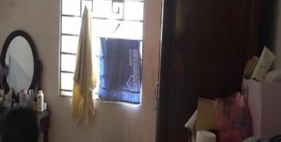 Diện tích sổ đỏ 51m2, MT 3m, đất vuông vắn, có sân trước sau nhà.