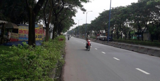 Bán gấp nhà nát & đất mặt tiền Tỉnh Lộ 10 Phạm Văn Hai Bình Chánh giá ngộp