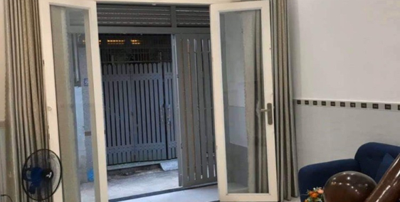 Bán gấp nhà trệt 2 lầu, Lý Thái Tổ, Quận 10. Với 4,3 tỷ