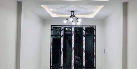Bán nhà Bến Vân Đồn, 55m2, 76m2, dài tận 30m, Giá 5.2 tỷ, Mới tinh.