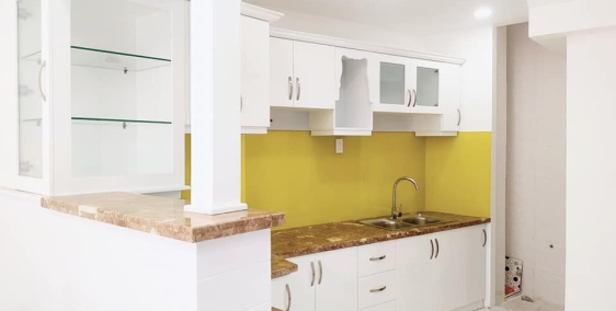 Nhỉnh 5 tỷ có nhà Phan Xích Long, 42m2, 4 tầng, LH Đức Long 0908036642