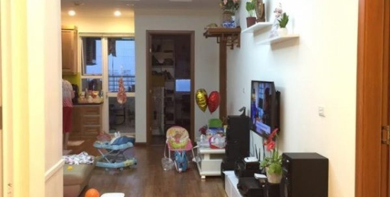 cho thuê căn hộ dt 70m nội thất đẹp tiện nghi ở luôn ở Trung Hòa giá 10tr