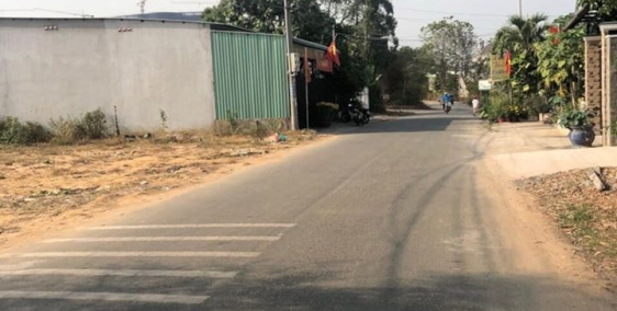 Còn gần 1 xào 2 đất nông nghiệp ai có nhu cầu mua không ?