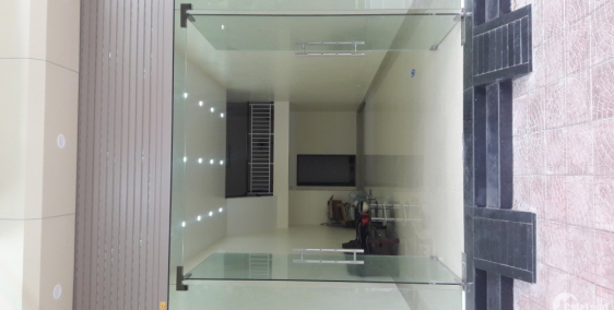 Cho thuê tầng 1 nhà phố 295 Trường Chinh TP Nam định