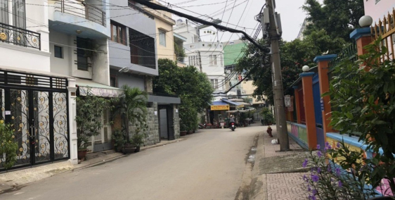 nhà 1 trệt 4 lầu 730/8 Lạc Long Quân p9 Tân Bình