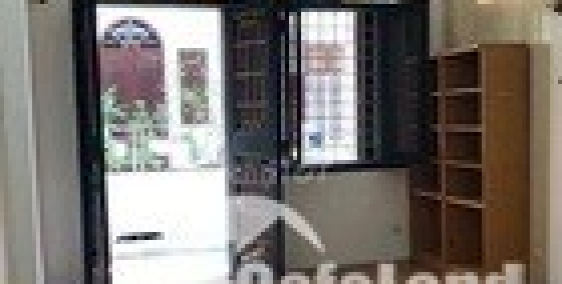 cho thuê cửa hàng mặt phố số 120 giảng võ , gần ngã 5 cát linh