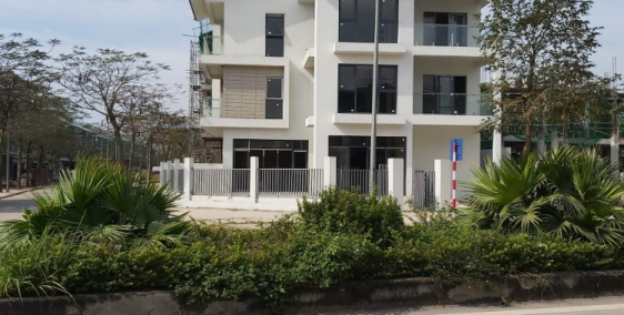 Bán biệt thự An Vượng,180m2,13.5 tỷ,cạnh hồ Thiên Văn Học,sát cổng 3 bước ra hồ