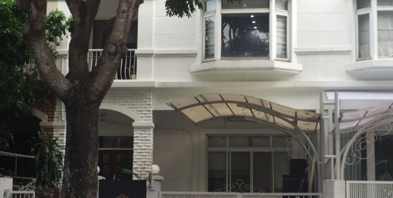 Bán gấp biệt thự Mỹ Thái 1, giá rẻ nhất Phú Mỹ Hưng, full nội thất đẹp mắt