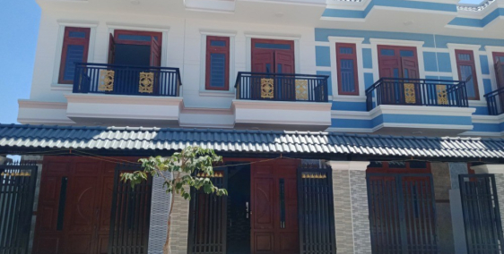 Bán nhà xây sẳn phù hợp cho gia đình thu nhập trung bình, sổ riêng