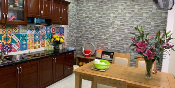 Bán gấp Mặt phố Nguyễn Chính giá 3.8 tỷ, 40m2, MT 3,5m, KD tốt