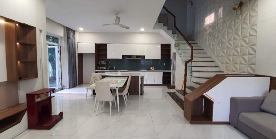 Bán nhà phố Lovera Park căn góc H35 đường lớn 13 tỷ.