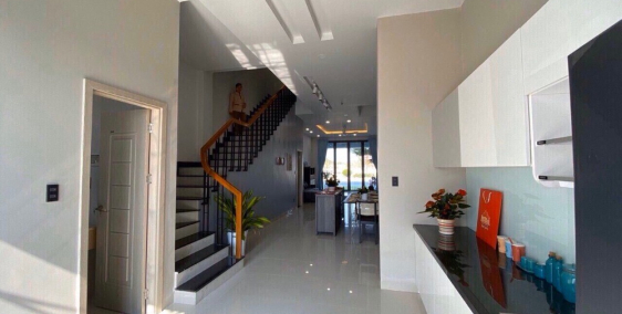 cần tiền bán gấp căn nhà ngay trung tâm thành phố