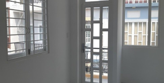 Chính chủ cần bán nhà 2 mặt tiền hẻm lớn, quận 4, Hồ Chí Minh