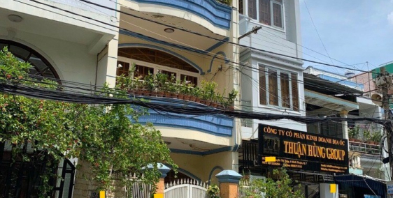 BÁn nhà phố 3 tầng đường  nhựa 9m cách Nguyễn Thị Thập 30m tiện mở Spa Quận 7