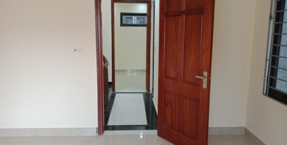 Cực chất Thanh Trì 3 thoáng 40m2 5 phòng ô tô có 2 tỷ 8. LH KHÁNH TRẦN 097285866