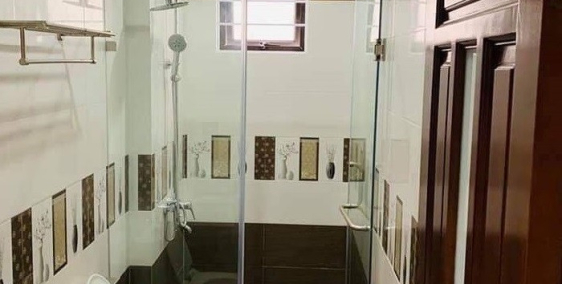 Bán Nhà Trung Tâm Cầu Giấy, 41m2 X 5T, Mặt tiền 4,8m.