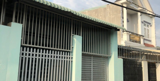 Nhà 1 trệt 1 lầu vẫn còn mới, sát KDC Phú Hồng Thịnh 6.