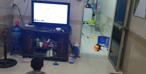 Nhà 2 tầng, 3 PN, 1WC, 1PK, 1 bếp. Diện tích 37m2 (2,8×13,22m), SĐCC.  Nhà 2 mặt