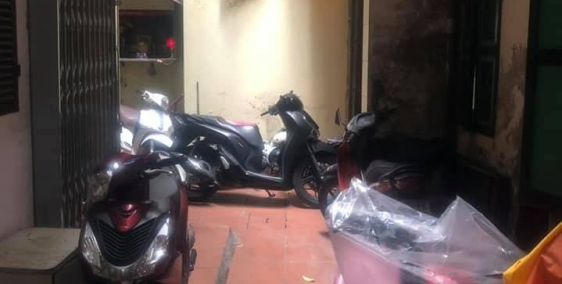 Chân dài mới lên,tâm Hoàn Kiếm,ba gác,13/18T2x4T,MT3.5m,giá bèo 2.5tỷ