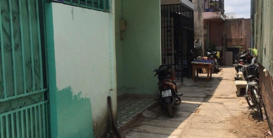 Bán nhà hẻm Tám nếp ngay cầy rạch Tôm. 3 x 7m có gác lửng .