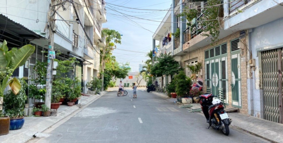 Cần bán gấp lô đất tuyệt đẹp mặt tiền Lý Phục Man, P. BT, Q7