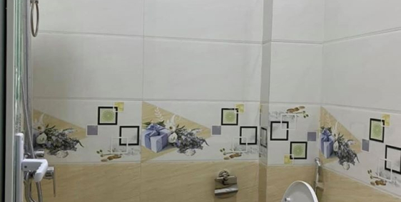 BÁN NHÀ 5 TẦNG ĐẸP NGÕ Ô TÔ PHỐ LÊ TRỌNG TẤN TIỆN CTY ,VP SDCC