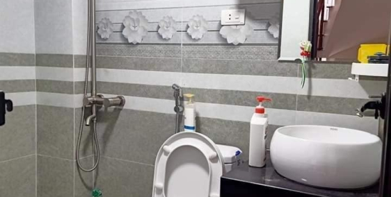 3,3 tỷ có nhà THANH XUÂN 4 tầng 33m2- Kinh doanh đỉnh