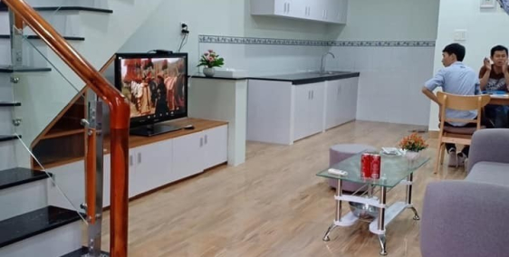 nhà 1 trệt 1 lầu giá rẻ tại Bình Dương