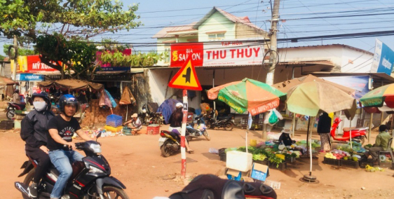 Mặt tiền QL 14 cực đẹp chỉ 350tr/nên