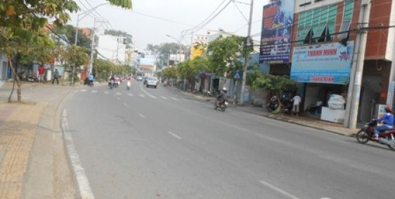 Đất Tân Uyên 379tr/70m2 sổ hồng riêng