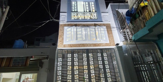 Chính chủ cho thuê mặt bằng 250m2 Trung tâm quận 1, giá tốt