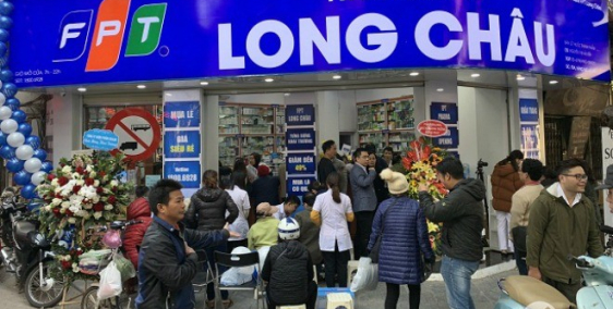 Cho thuê nhà mặt phố Trần Duy Hưng đối diện chung cư, 55m2, mặt tiền 4m.