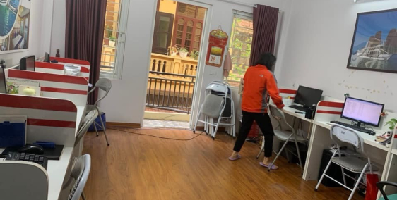 Cho thuê nhà riêng Ngọc Thụy-Long Biên, 5 tầng, sàn 45m2, 3 ngủ, đồ cơ bản, 10tr