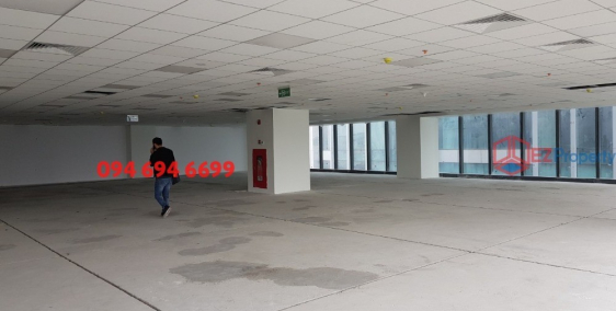 Cho thuê ô góc tầng 18 Peakview tower mặt phố Hoàng Cầu  185m2 cực đẹp